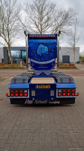 20250330-Tom-Holding-00294 20250330-Tom-Holding-00294